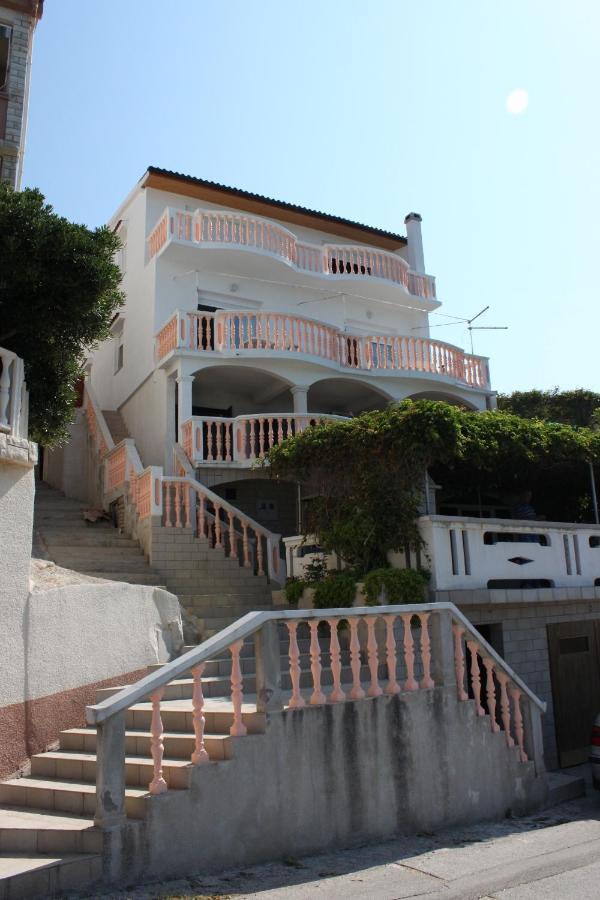 Apartments By The Sea Zubovici, Pag - 6394 Екстериор снимка